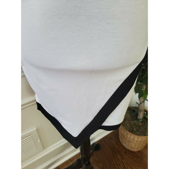 Design Women's White Polyester Round Neck Long Sleeve Knee Length Dress Size M - Picture 4 of 10